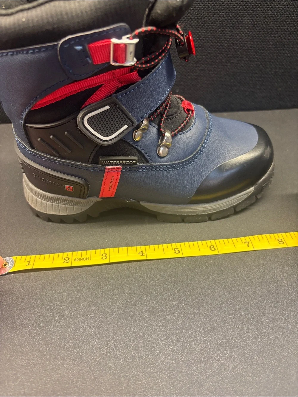 SwissTech 3M Thinsulate Sz10 (fits 6yo) Kid Waterproof Snow Boots Rated to -25F